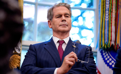 Politico узнало, как США хотят использовать Россию в борьбе с Китаем