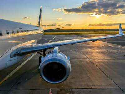 Дефицит самолетов в России ударил по внутренним перевозкам