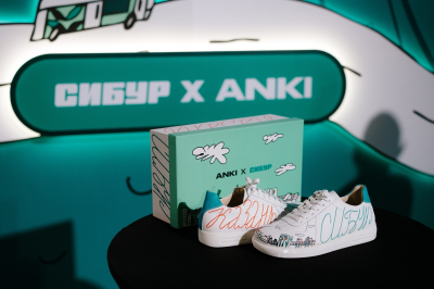СИБУР и ANKI представили обувь, созданную из отечественных полимеров