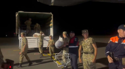 Спасатели Казахстана прибыли в Ош для транспортировки тел погибших в сели граждан