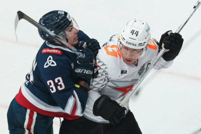 &laquo;Нефтехимик&raquo; сразится с &laquo;Авангардом&raquo; в четвертом матче плей-офф