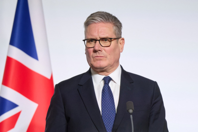 Стармер, на выход? Премьеру Британии грозит отставка, кто подставил