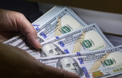 В среднем почти за $455 продают доллар в обменниках Астаны, Алматы и Шымкента