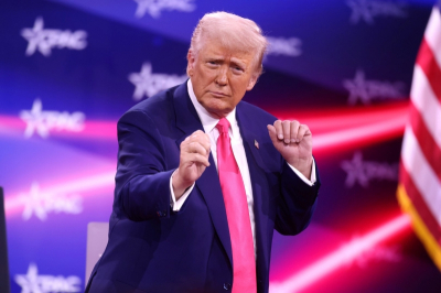 &laquo;У Трампа вообще ничего не получается&raquo;: госдолг США превысил 40 триллионов &ndash; и это не предел