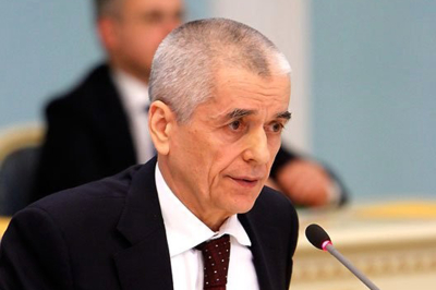 Академик Онищенко назвал алкоголь и курение смертельно опасными для людей