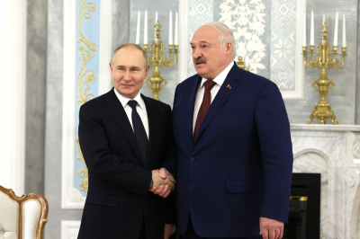 &laquo;Перепутал формат&raquo;: в Китае восхитились необычным поведением Путина на встрече с Лукашенко