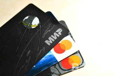 У российских владельцев карт Visa и Mastercard могут урезать кэшбек