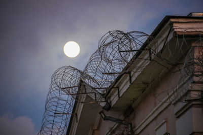 Суд в Ереване продлил домашний арест бизнесмену Карапетяну на три месяца