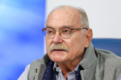 &laquo;Какая-то ошибка&raquo;: Михалков отказался решать проблемы российского кино