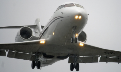 Врач из Приморья оказала экстренную помощь пассажирке во время полета