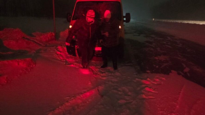 Татарстанский полицейский спас краснодарцев, замерзавших на трассе в метель 29/01/2026 &ndash; Новости