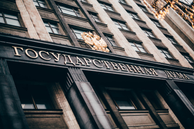 Слуцкий внесет в ГД законопроект о дистанционной работе для родителей с детьми