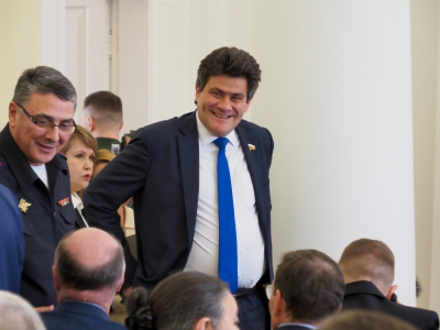 На свердловских праймериз &ndash; новые кандидаты: среди них сенатор и борец с самокатами