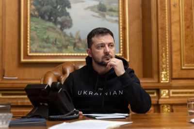 &laquo;Только попробуй&raquo;! В США предупредили Зеленского о страшных последствиях после его слов о срыве парада в Москве