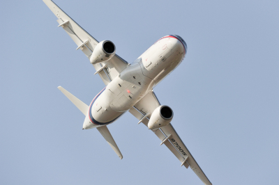 Единственный рейс Сургут&mdash;Дубай пролетел над Ираном во время обстрелов