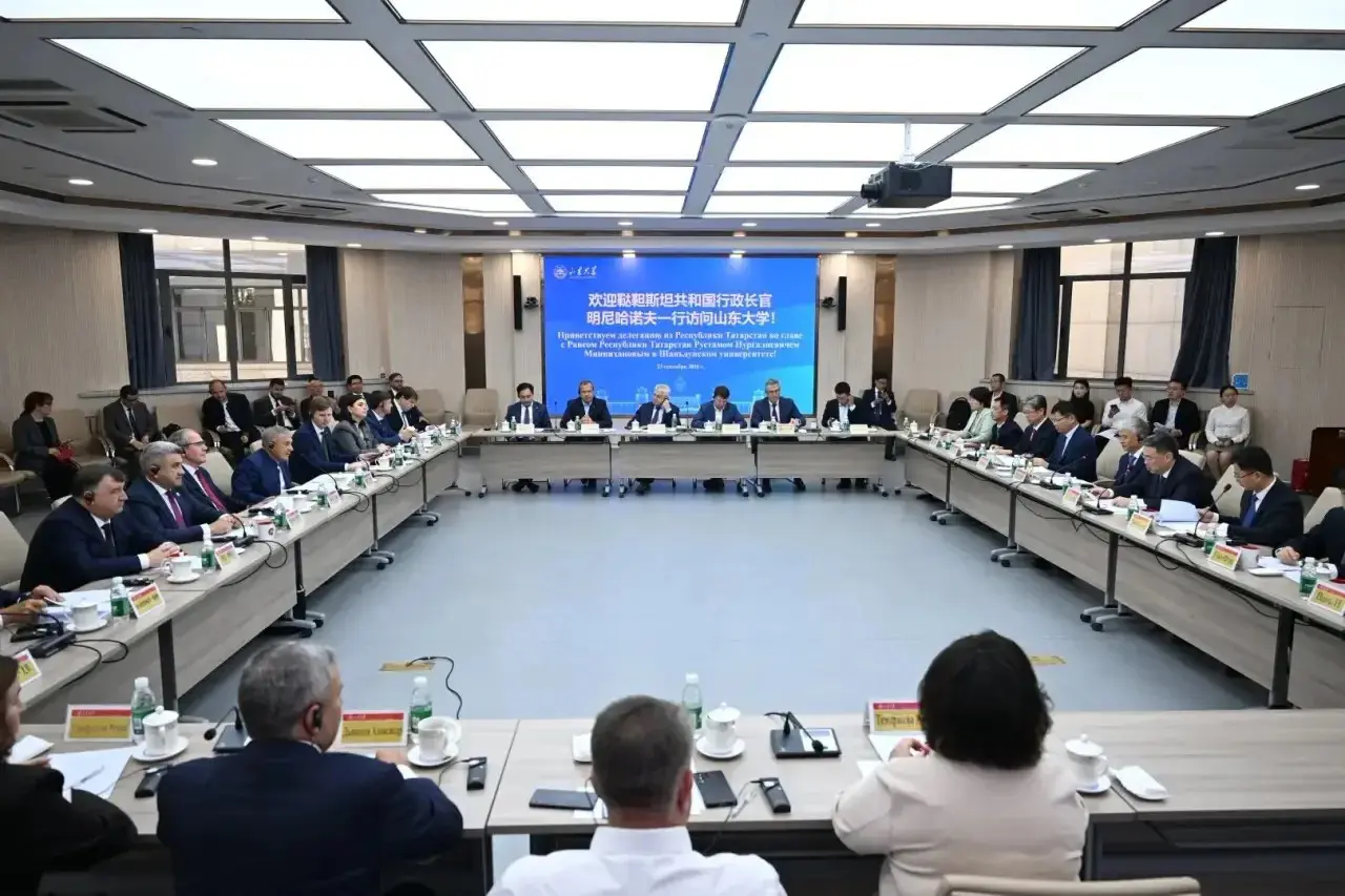 Рустам Минниханов в Шаньдунском университете: курс на расширение научно‑образовательного партнёрства с Татарстаном