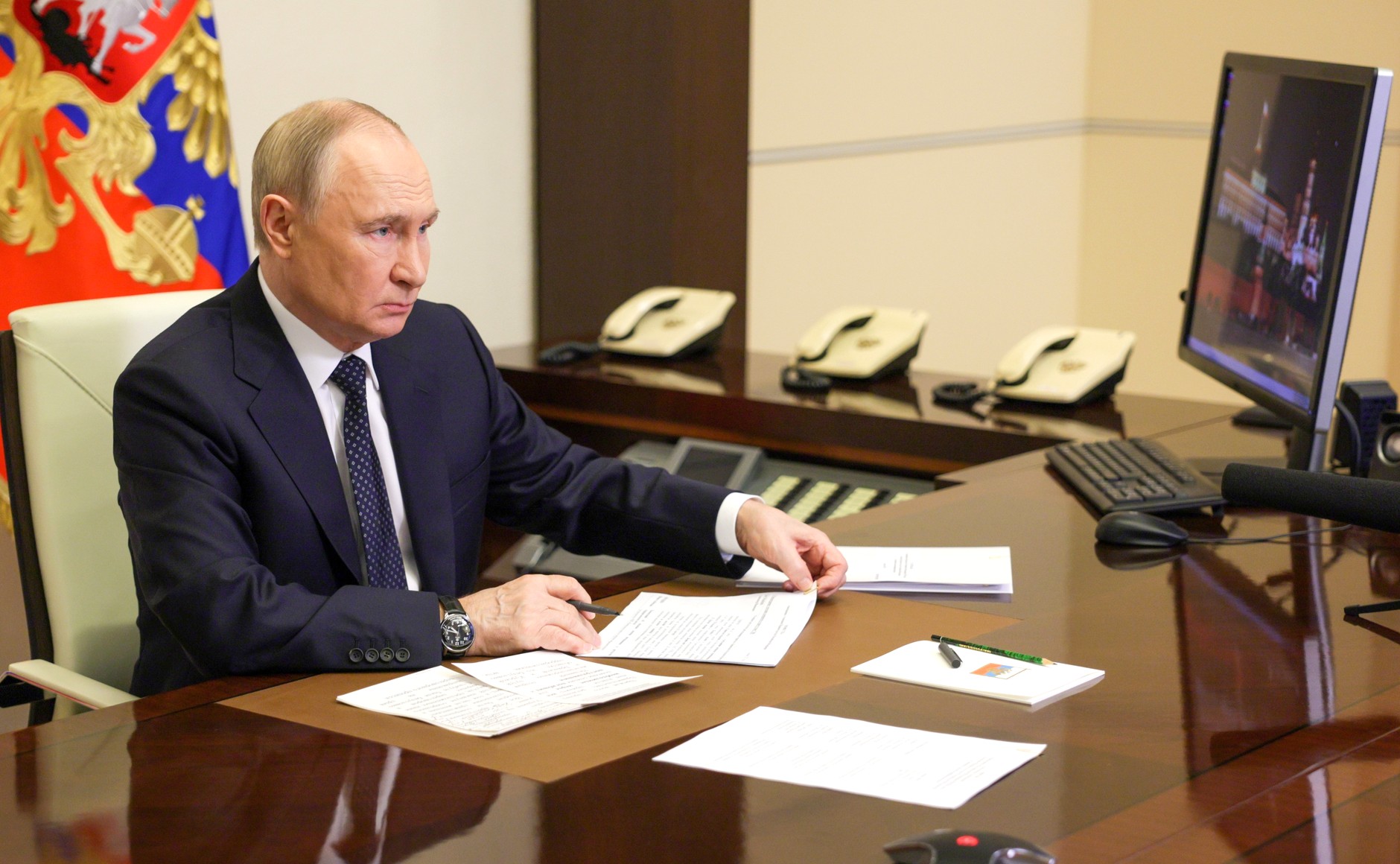 Путин попросил Набиуллину и Силуанова объяснить разницу между цифровым рублем и безналичными деньгами