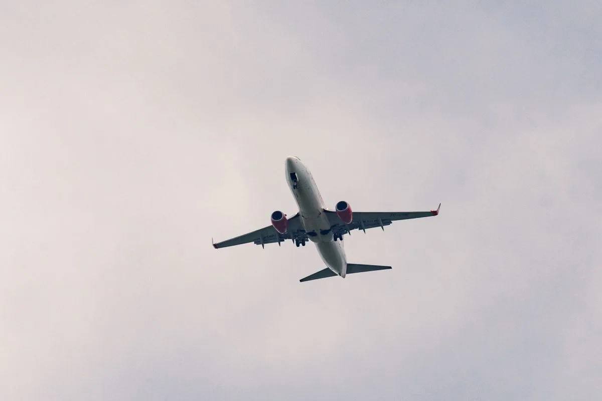 В Татарстане объявили опасность БПЛА – аэропорт Казани временно закрыли