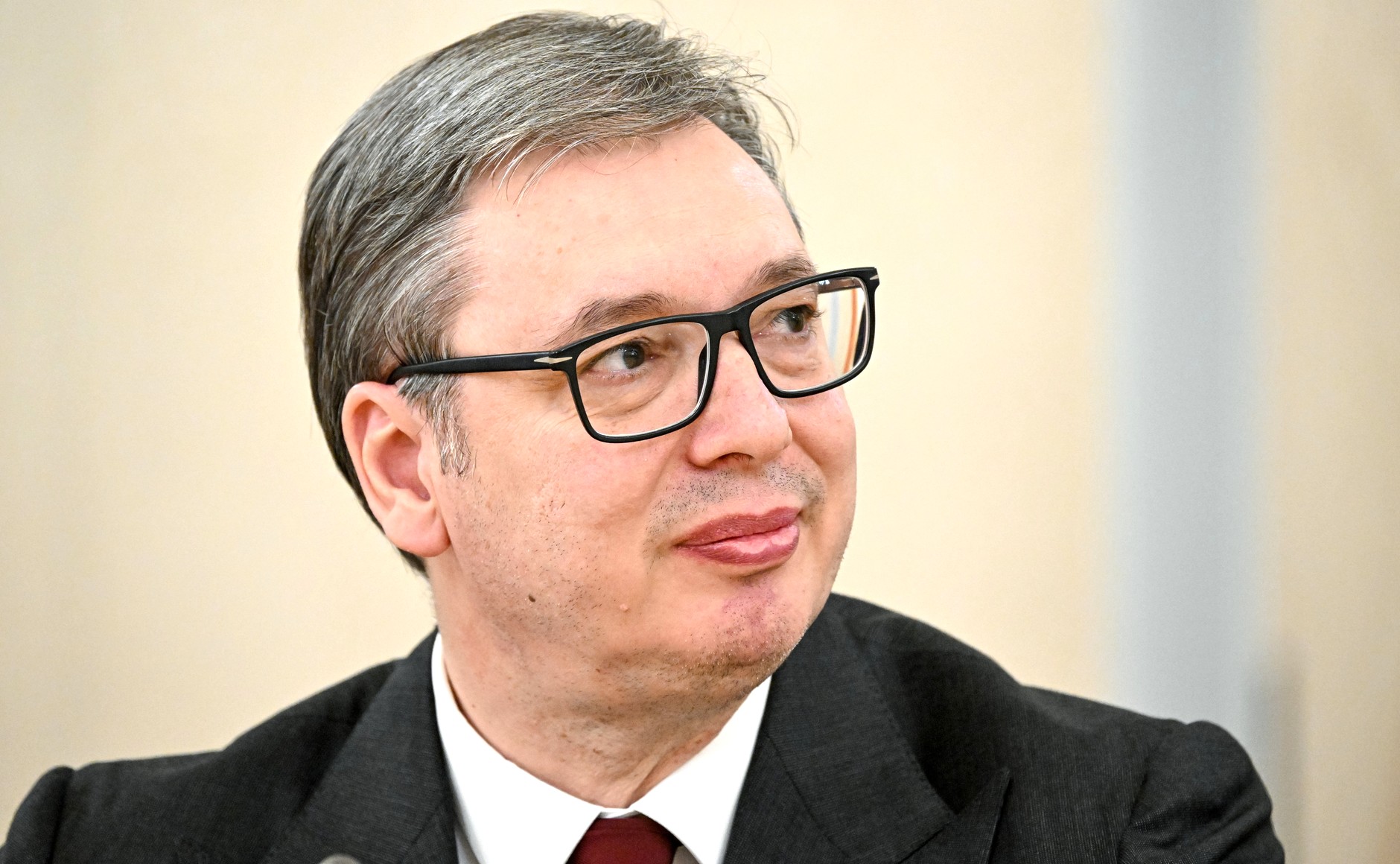 Вучич перед своей отставкой позвонил Путину
