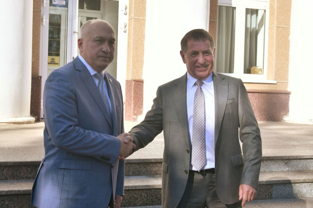 Азнакаевский район возглавил руководитель исполкома Айдар Шамсутдинов