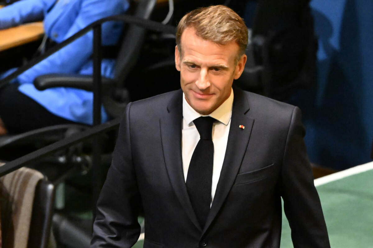 «Возвращайтесь»: Макрон поддержал идею Британии вновь вступить в ЕС