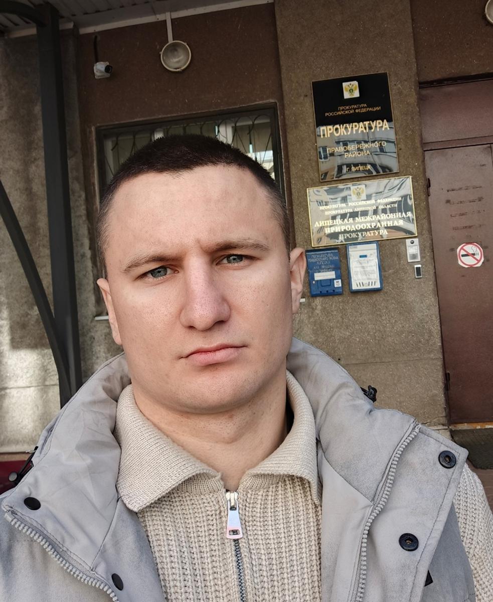 Дело Даниила Бусловского: русскому патриоту из Липецка грозит реальный срок из-за шрифта татуировки на груди