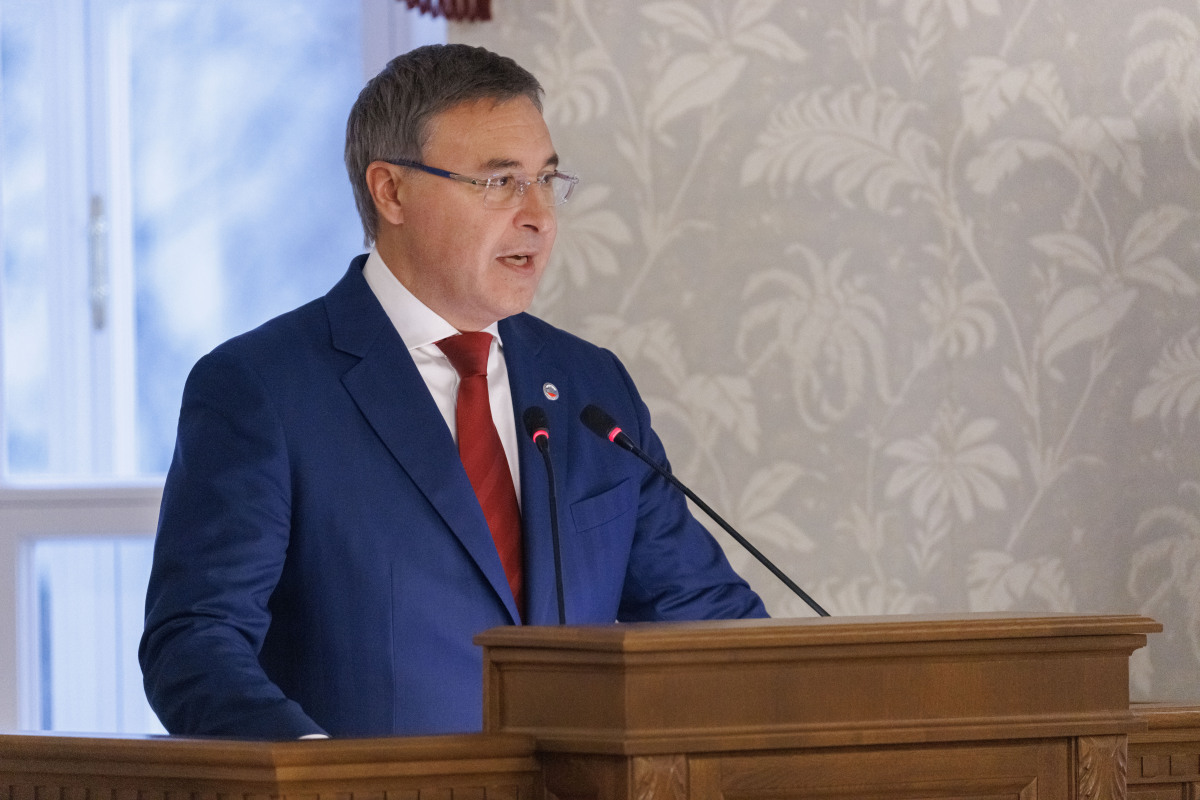 Фальков: в ядро всех вузовских программ включат модуль по ИИ