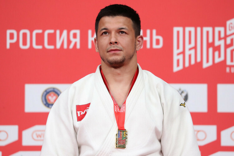 Челнинец Нияз Билалов принес России первую медаль в мужском дзюдо на ЧМ в Баку