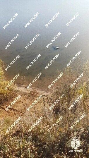 В Лаишевском районе LADA упала с обрыва в реку – погибли двое