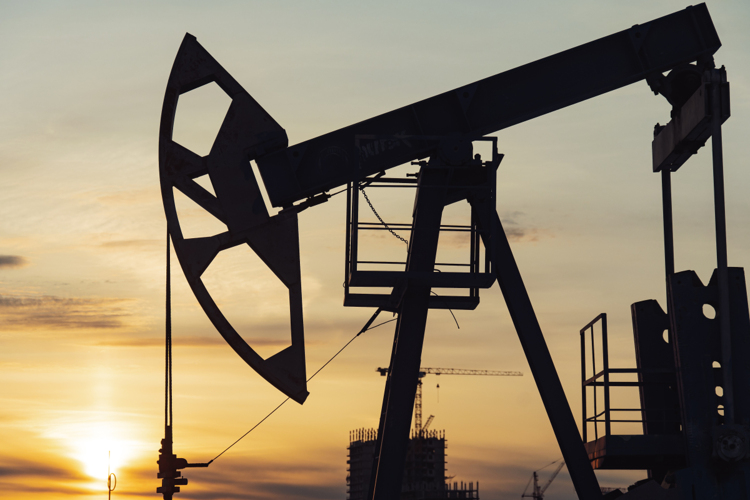 Стоимость Brent превысила $106 на фоне ударов хуситов по Саудовской Аравии